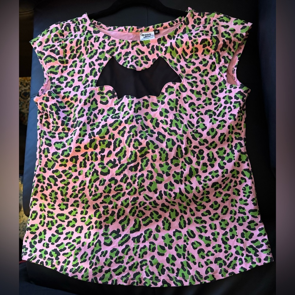 Size 16 Bonsai Kitten Leopard Pinup Tee